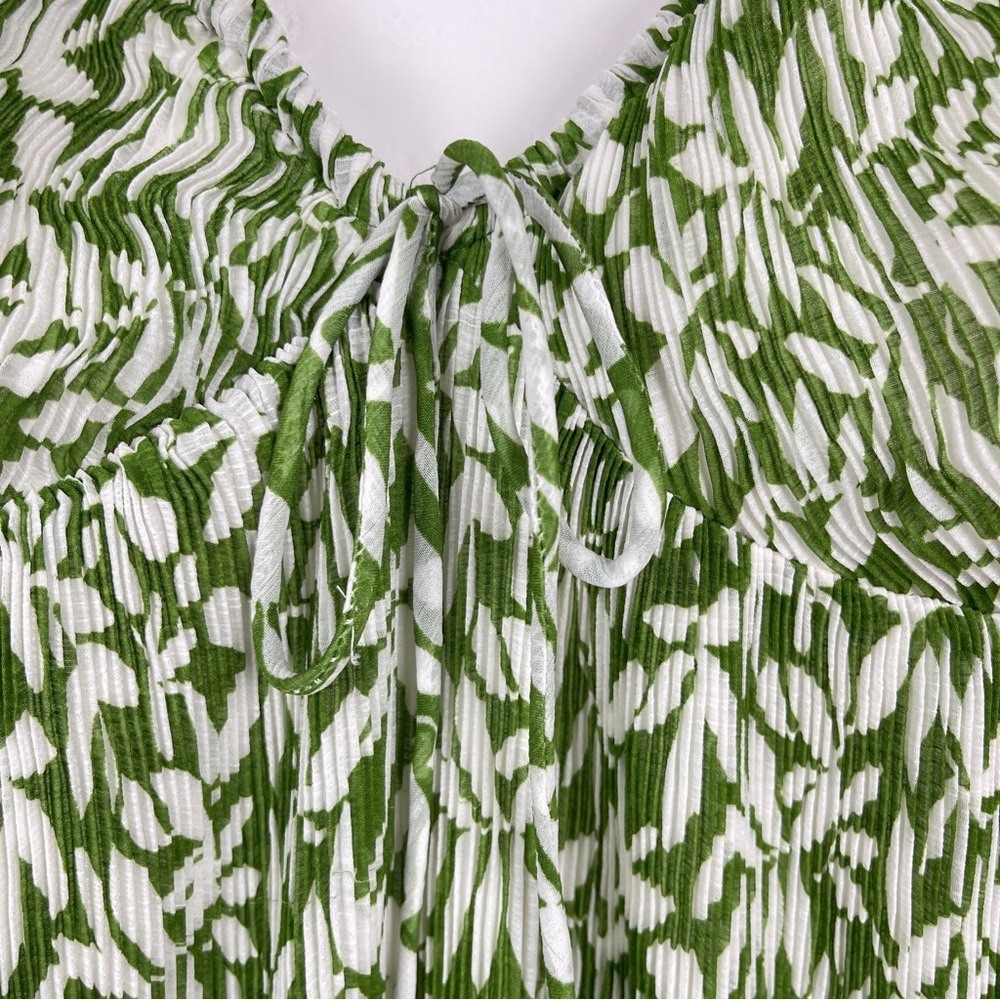 Abercrombie & Fitch Mini babydoll dress green white floral medium Tall - Picture 6 of 13